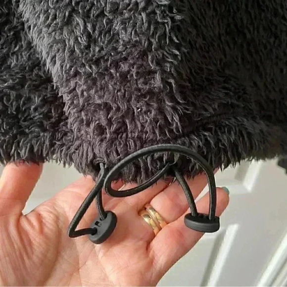 Calvin Klein Plush Sweater Cropped Fuzzy 1/4 Zip Pullover Black Size XL - Picture 10 of 16